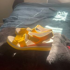 Ladies Sandals Never Worn